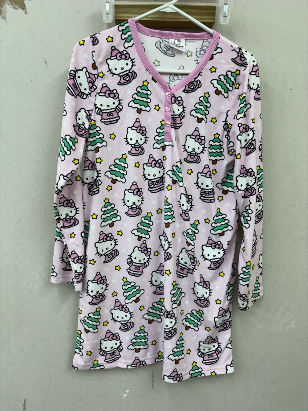 Hello Kitty Henley sleep shirt size small (4/6)-NWT